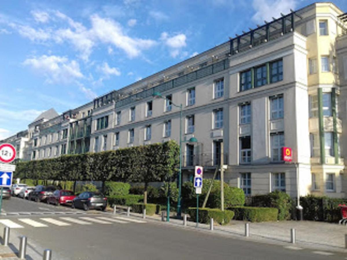 Appartements 4 A 5 Personnes - Val D'Europe Proche Disneyland Serris Exterior foto
